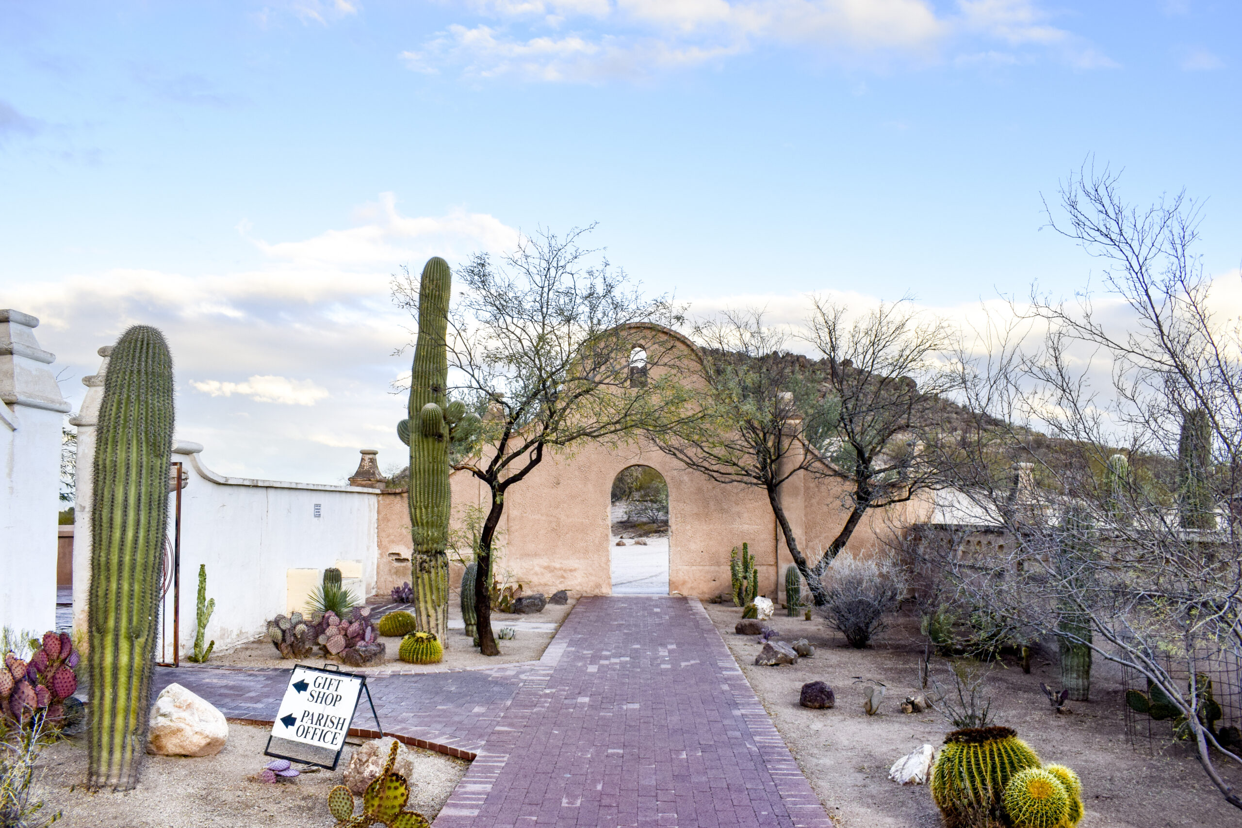 Exterior Mission San Xavier del Bac, Arizona, USA