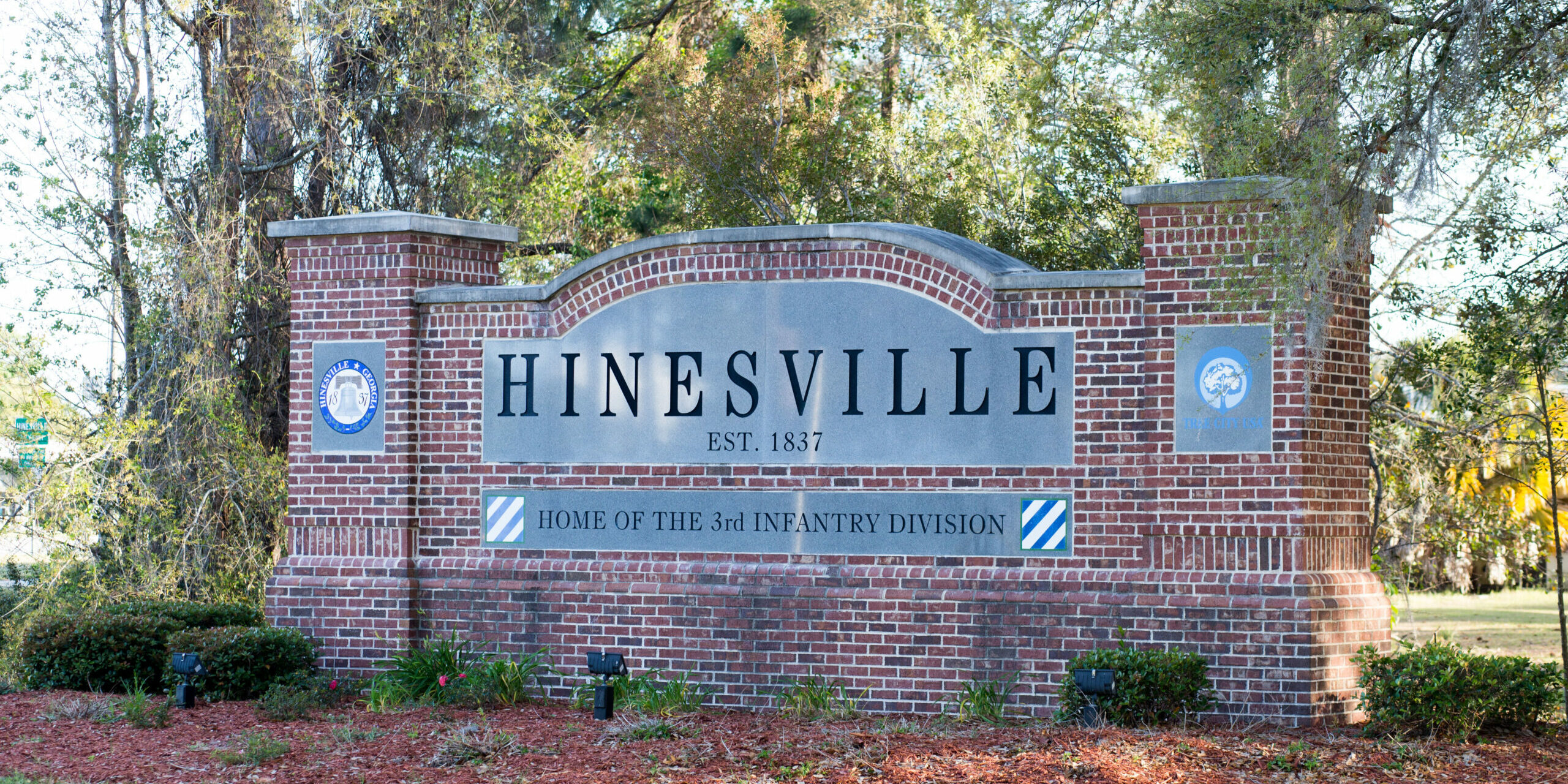 Kim Neighbors - HinesvilleSign8695